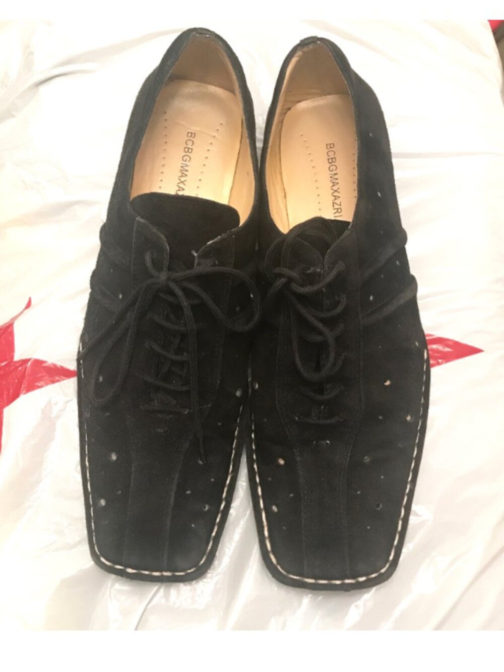 BCBGMAXAZRIA perforated suede leather loafers - Picture 3 of 8
